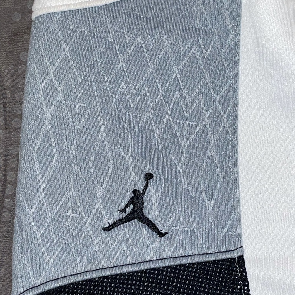 Retro Jordan shorts size large - Picture 3 of 4